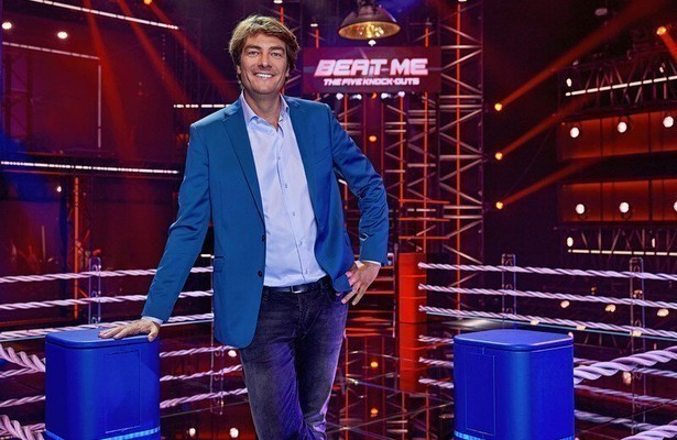 Froger hakt de knoop door