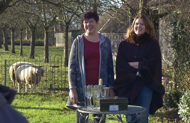 Wicky en Lily uit Bed & Breakfast