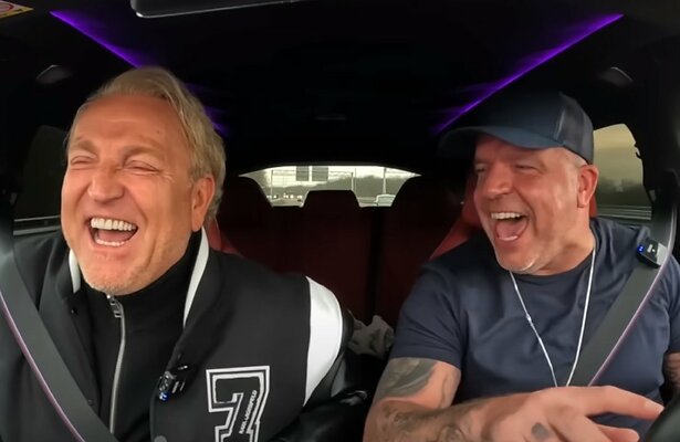 Andy van der Meijde en Gordon in Bij Andy in de Auto