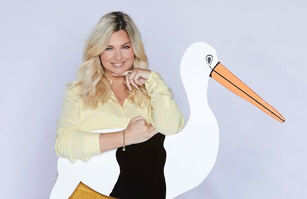 Bobbi Eden te zien in Vier Handen op Eén Buik