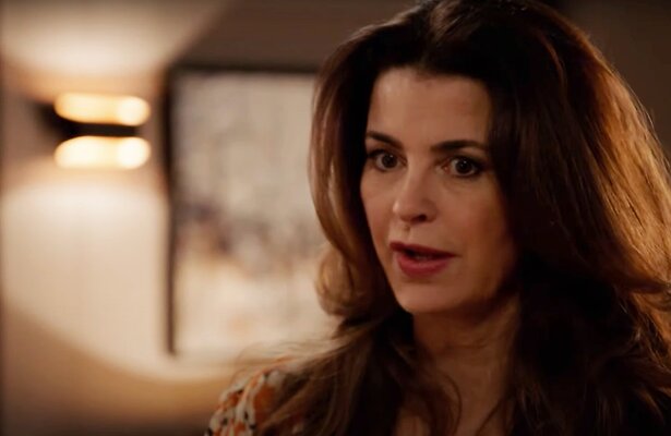 Caroline de Bruijn als Janine in GTST