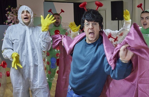 Alex Klaasen in Cast