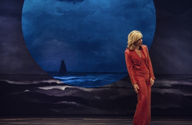 Claudia de Breij in haar Oudejaarsconference 2022