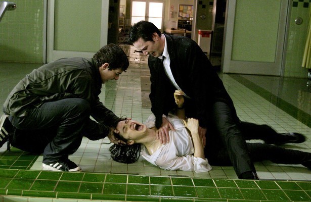 Keanu Reeves en Rachel Weisz in Consantine