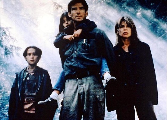 Pierce Brosnan en de vulkaan