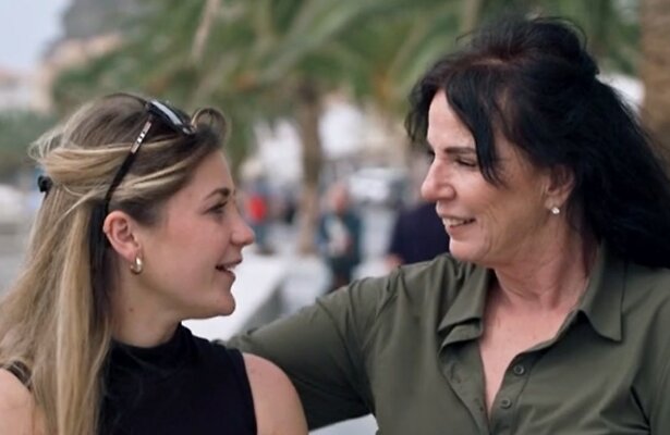 Demi en Elisa in Daar Gaan Ze Weer