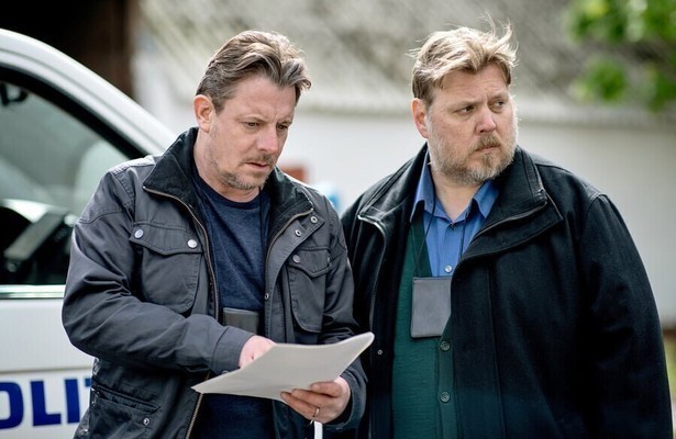 Anders W. Berthelsen en Nicolas Bro in DNA