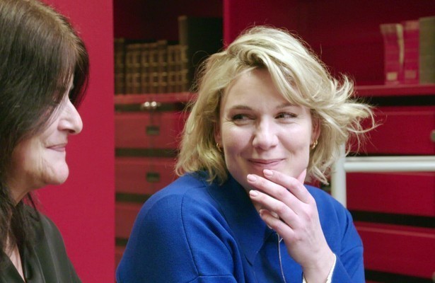 Marlijn Weerdenburg en Christa in DNA Onbekend