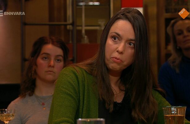 Esther van der Most in Bar Laat