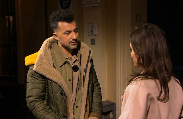 Özcan Akyol in Eus' Boekenclub