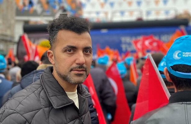 Özcan Akyol voor Eus in Turkije