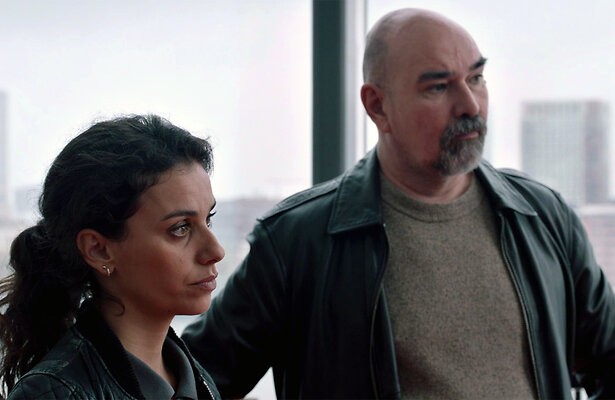 Noucha en Stan in Flikken Rotterdam