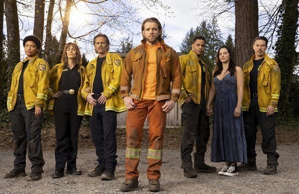Fire Country cast