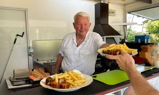 Gutes Essen aus rollenden Küchen - Von Foodtrucks und Imbisswagen