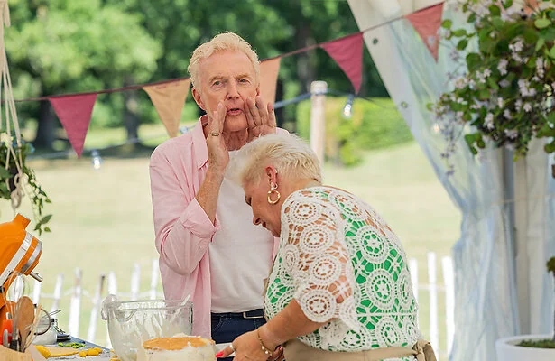 André van Duin in Heel Holland Bakt Elke Dag