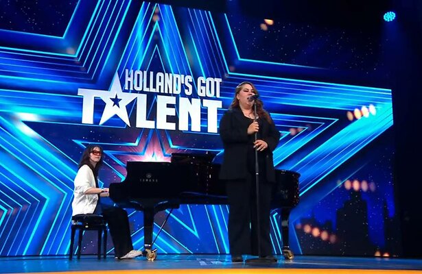 Britt en Roos maken indruk op de jury.