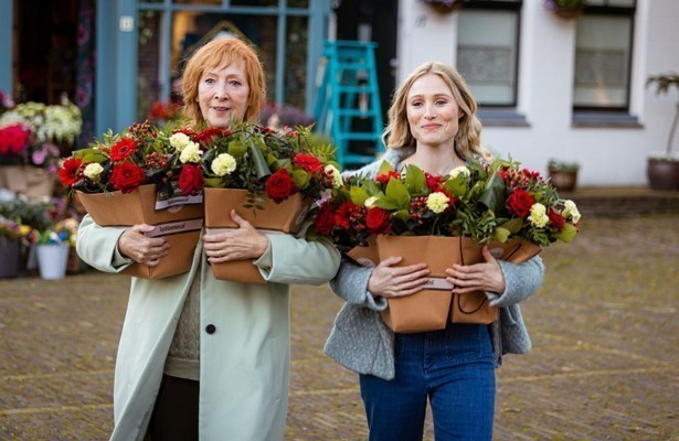 Sigrid ten Napel en Loes Luca in Ik Wist Het
