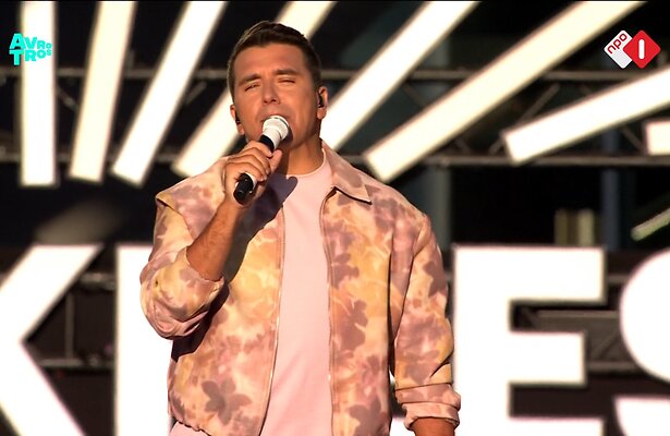 Jan Smit presenteerde de jubileumeditie van Muziekfeest op het plein