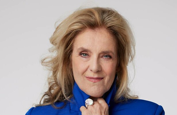 Jette van der Meij als Laura Selmhorst in GTST.