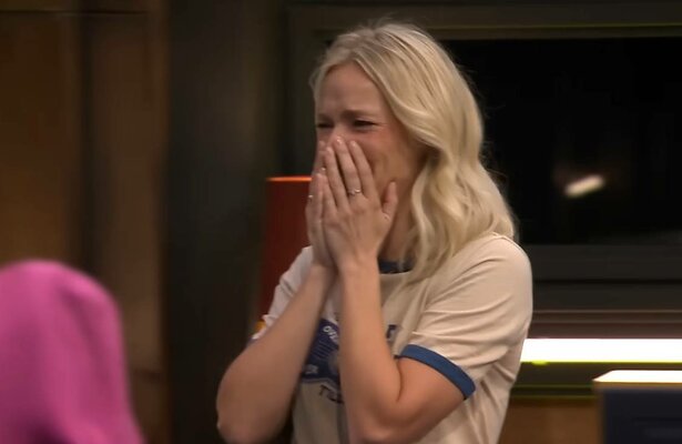 Jennifer Hoffman houdt het al snel niet meer.