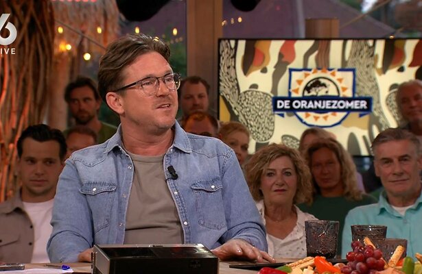 Johnny de Mol in De Oranjezomer.