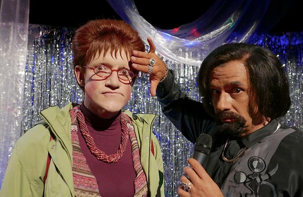 Typetjes Ipie en Rasti Rostelli in Koefnoen.