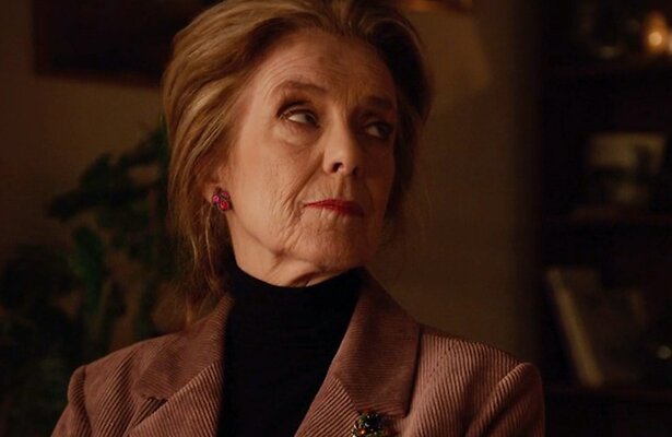 Jette van der Meij als Laura in GTST