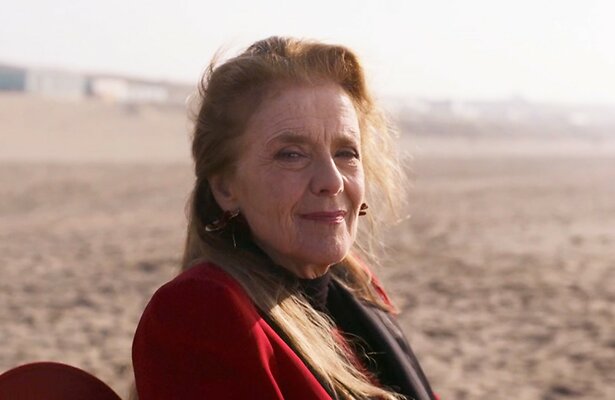 Jette van der Meij als Laura Selmhorst (GTST)