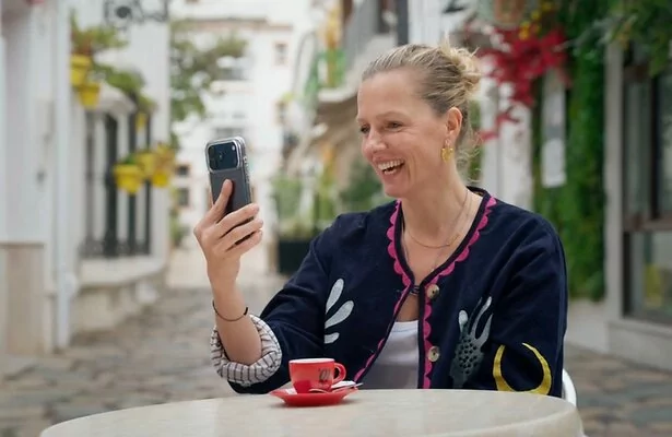 Leonie ter Braak voor B&B Vol Liefde: De Aftrap