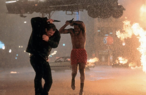 Danny Glover en Mel Gibson in Lethal Weapon 4