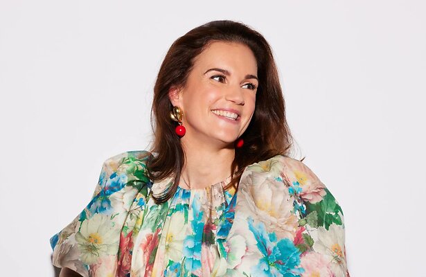 Marly van der Velden als Nina Sanders in 35ste seizoen van GTST.