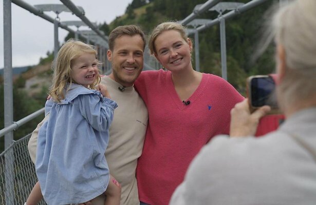 Maxime met man Leroy en dochter Vivé.