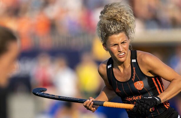 Maria Verschoor voor het NL'se hockeyteam