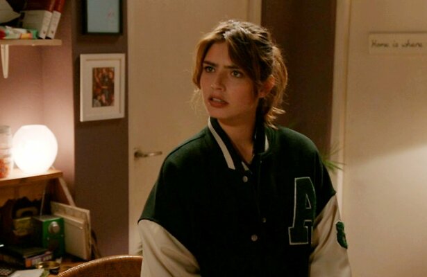 Sophie Bouquet als Merel Verduyn in GTST