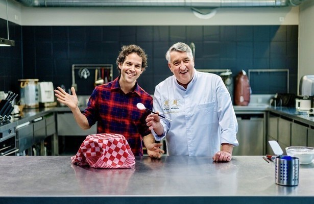 Victor Mids in Mindf*ck Oudejaarsspecial 2022