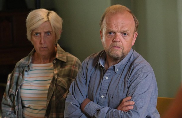 Toby Jones als Alan Bates in Mr Bates vs the Post Office