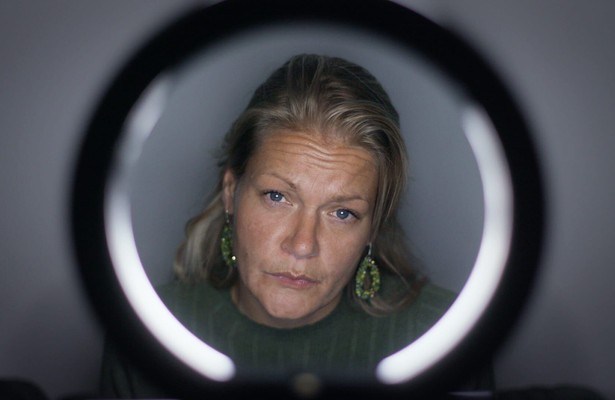 Annelies in NPO Doc: De 10 Geboden - Ik Was een Kind