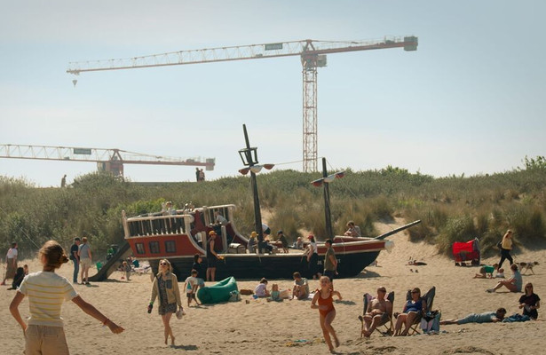 Still uit NPO Doc: Knokke in Cadzand