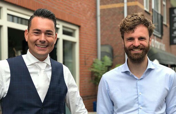 Roy met presentator Tim Hofman.