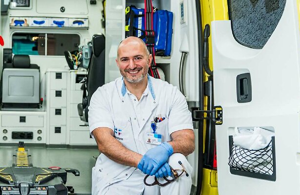 Gor Khatchikyan in Op de Spoed