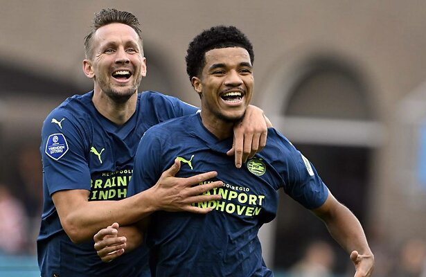 Luuk de Jong & Malik Tillman van PSV