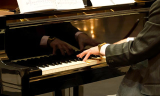 Roberto Giordano plays Brahms and Beethoven