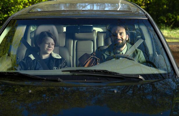 Sil van der Zwan en Jeroen Spitzenberger in Anoniem