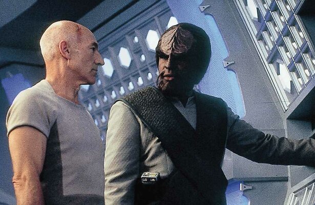 Patrick Stewart in Star Trek: Insurrection