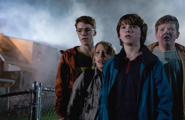 Gabriel Basso, Ryan Lee, Joel Courtney en Riley Griffiths in Super 8