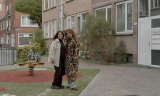 Vier handen op één buik