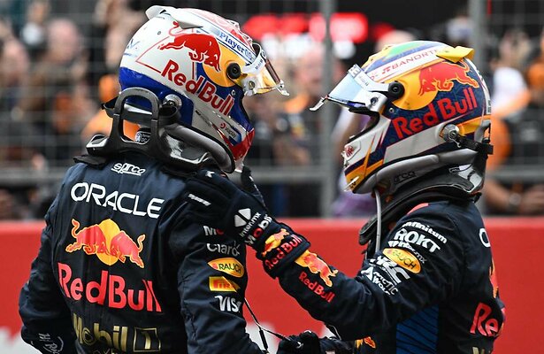 Max Verstappen en Sergio Perez