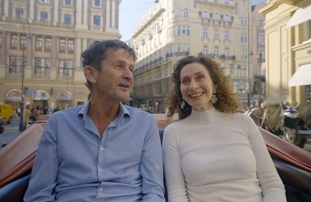 Cornald Maas en Pia Douwes in Volle Zalen