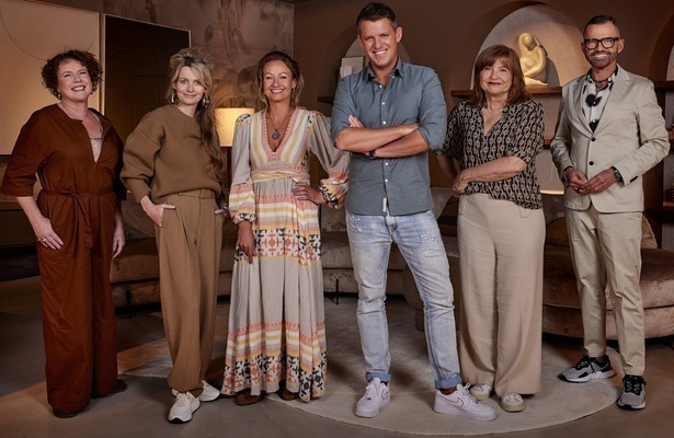 Kees Tol en het team van VTwonen Weer Verliefd op je Huis