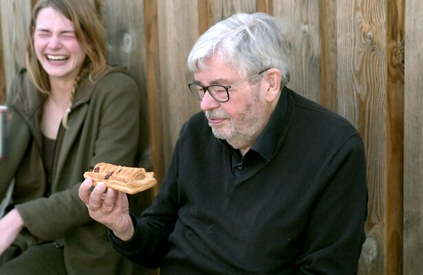 Emma Wortelboer en Maarten van Rossem in het programma Wortelboer en Van Rossem.